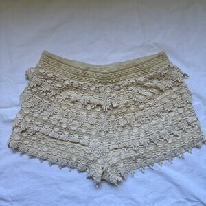 Forever 21 Cream Crochet Shorts Boho Festival Cottage Core Women’s Size L